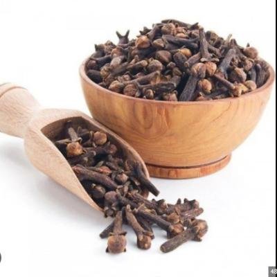 Laung (Cloves)